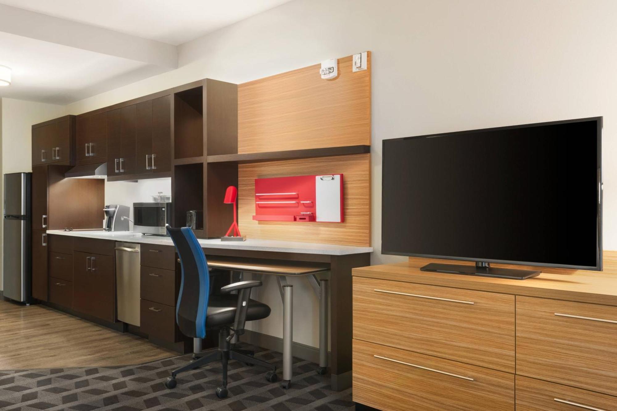 Towneplace Suites By Marriott Dubuque Downtown Экстерьер фото